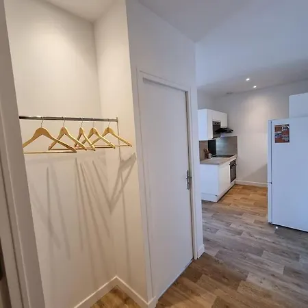 Lägenhet Le Saint-nicolas, Cosy Et Central, Avec Local A Velos *