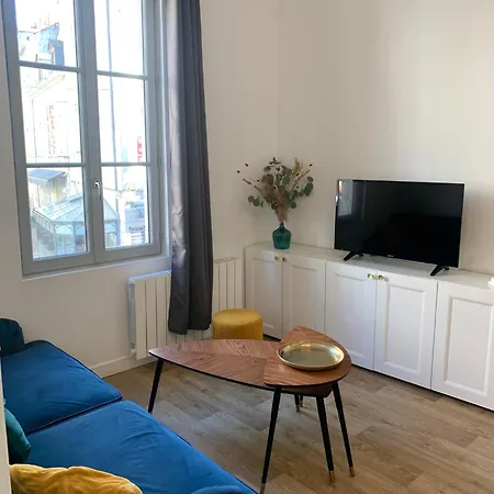 Le Saint-nicolas, Cosy Et Central, Avec Local A Velos Lägenhet